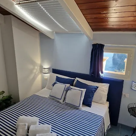 La Torretta Sea View Bed & Breakfast *