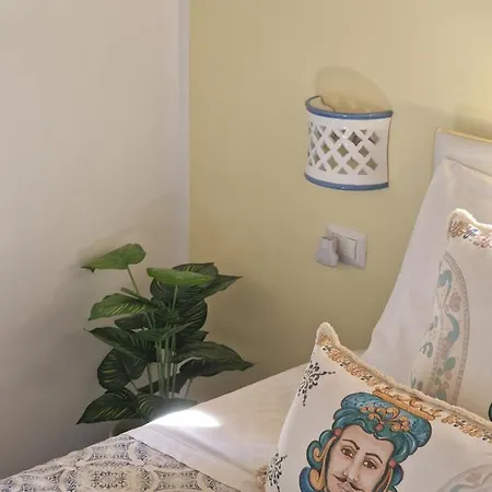 La Torretta Sea View Bed & Breakfast *