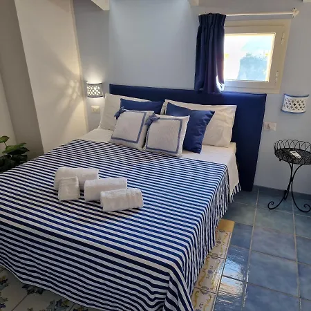 La Torretta Sea View Bed & Breakfast *
